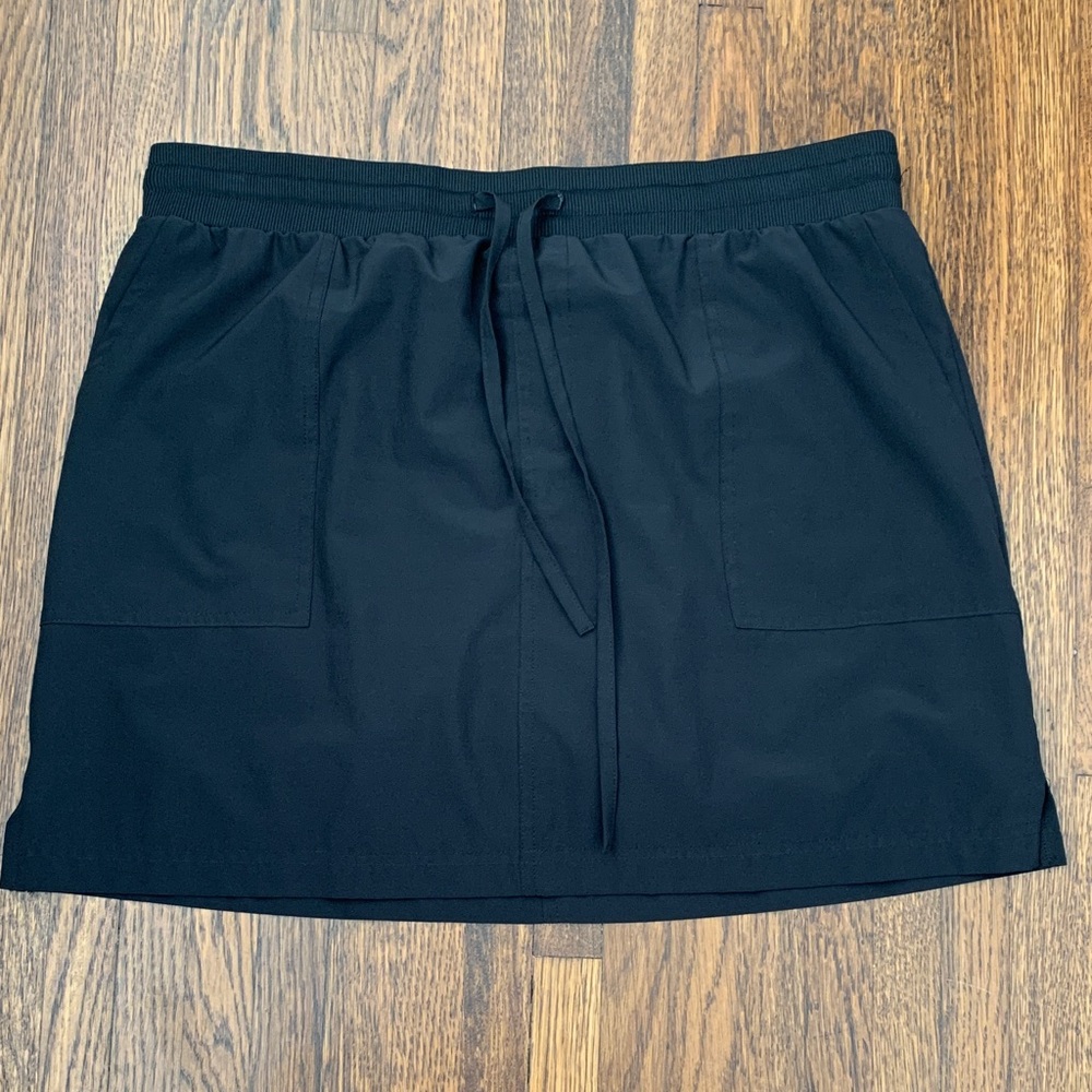 Rafaella Black Skort with Elastic Waist Size XL